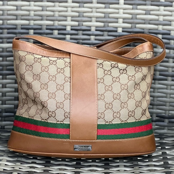 SOLD! Gucci Limited Edition Sherry Line Bag - Picture 3 of 14